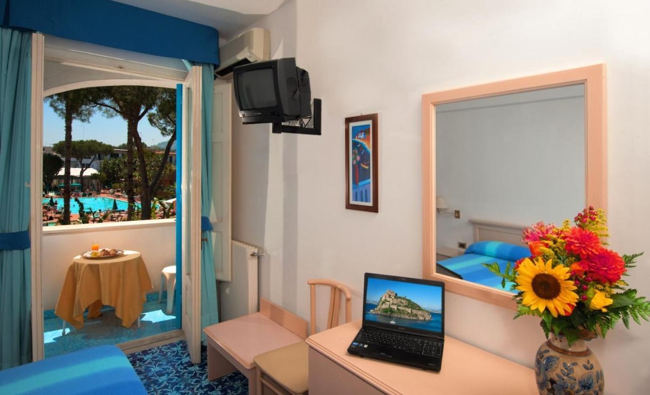 Hotel Villa Hermosa Искья Номер фото